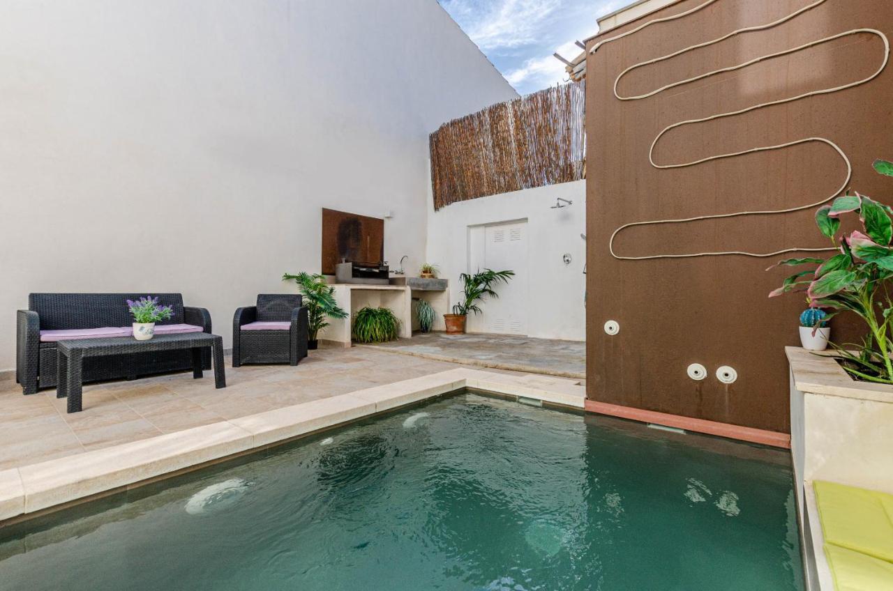 Ferienhaus Yourhouse Jordi, Air Conditioned House With Private Pool *