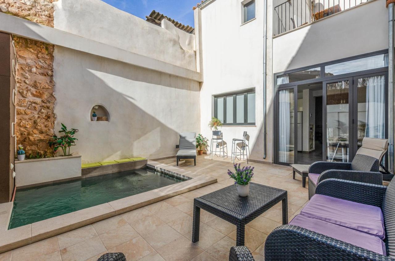 Ferienhaus Yourhouse Jordi, Air Conditioned House With Private Pool *