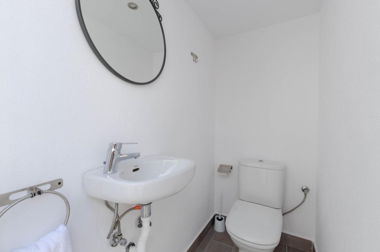 Ferienhaus Yourhouse Jordi, Air Conditioned House With Private Pool